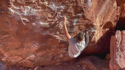 Monkey Bar Right v6, Red Rock - Beta Video from Roonietunes