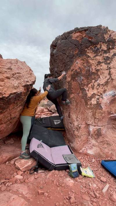 Put Your Shoes On Arete v3, Red Rock - Beta Video from shanslowclimbs