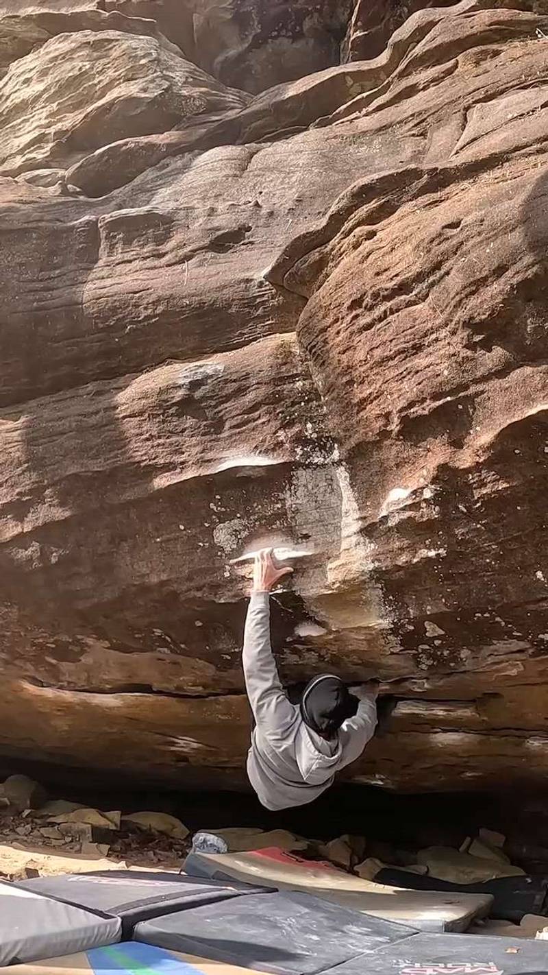 Black Snapper v7, Cowell - Beta Video from TresClimbs