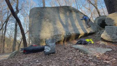 Yellow Wall Traverse v5, Boat Rock - Beta Video from ChippyMcBolterson