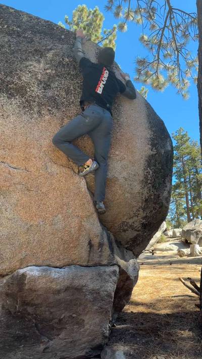 The Boulder Basin Dyno v5, Black Mountain - Beta Video from webbclimbs
