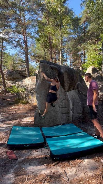 Sophie v4, Fontainebleau - Beta Video from lexicon_rock