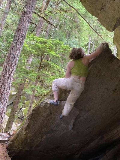 Ryan's Basement Left v4, Squamish - Beta Video from jenhutten