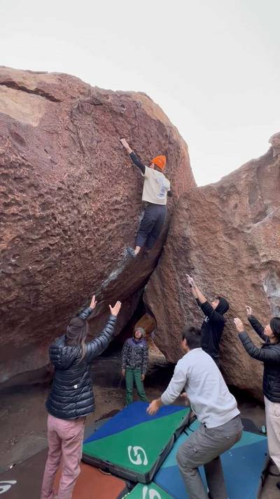 Sign of the Cross v3, Hueco Tanks - Beta Video from Ruirui