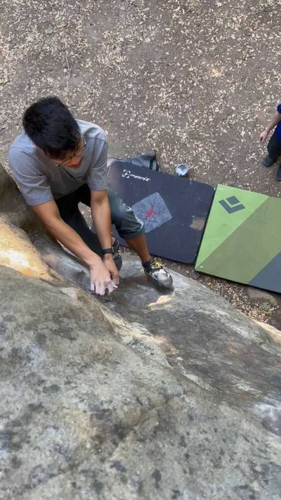Mr. Magoo (aka Magoo Face) v1, Castle Rock State Park - Beta Video from jlclimbing
