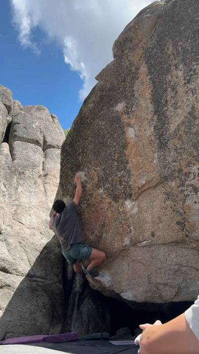Ashy to Classy Sit v9, Lake Tahoe - Beta Video from austinclimbsweird