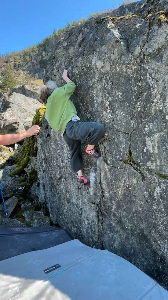 The Amulet v6, Squamish - Beta Video from mandoline