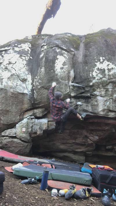 Arc Minute v4, Hospital Boulders - Beta Video from wallflailer