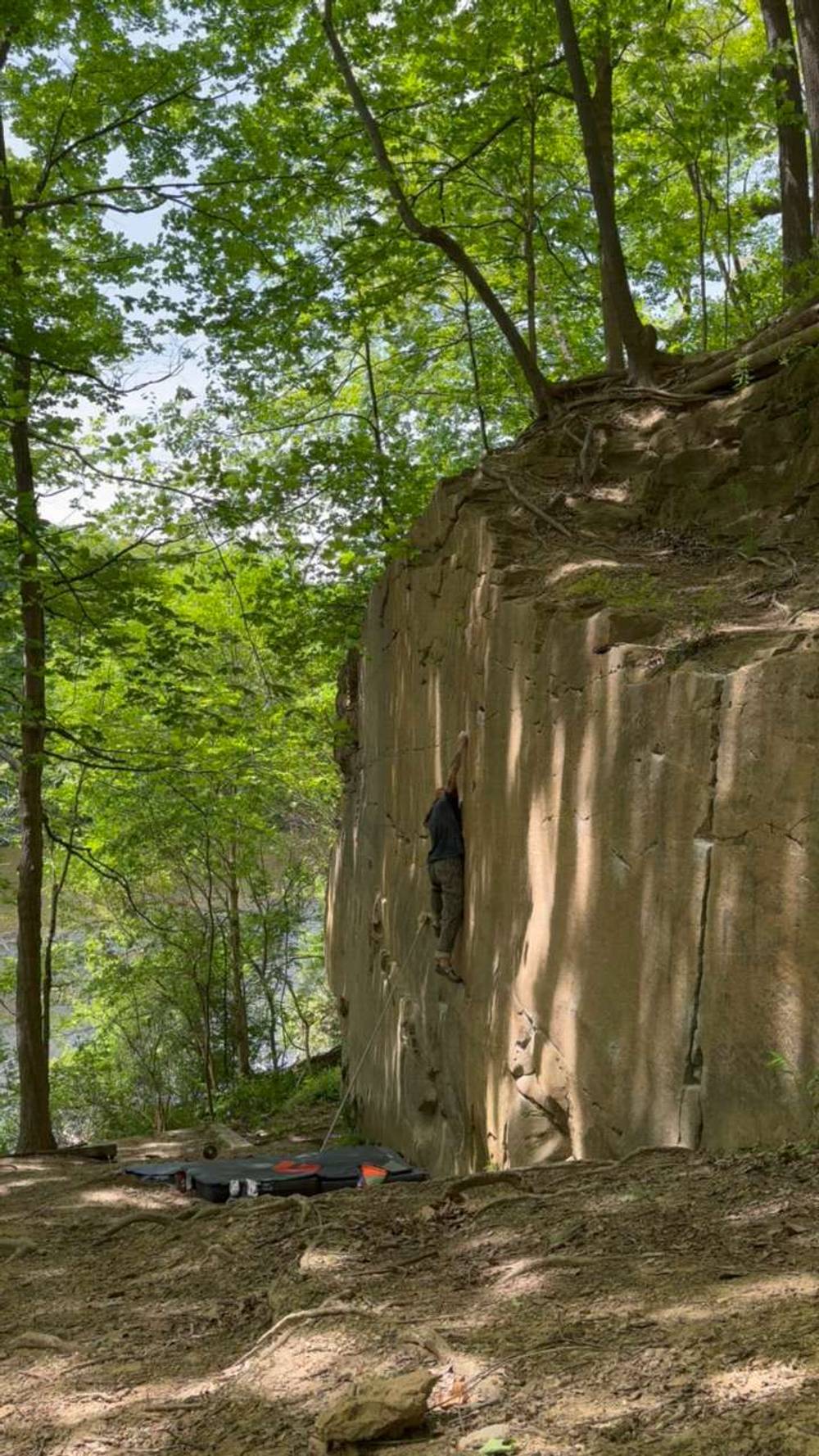 Purple Haze v5, Grand Ledge - Beta Video from BozClimbz