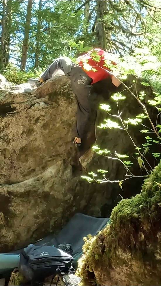 Croquemou v4, Squamish - Beta Video from AllTheV4s