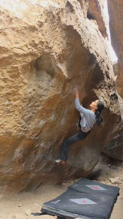 Water Hazard v9, Bishop - Beta Video from gentilclimbs