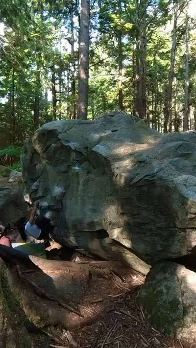 Squamish Days Traverse v2, Squamish - Beta Video from chalkyanna