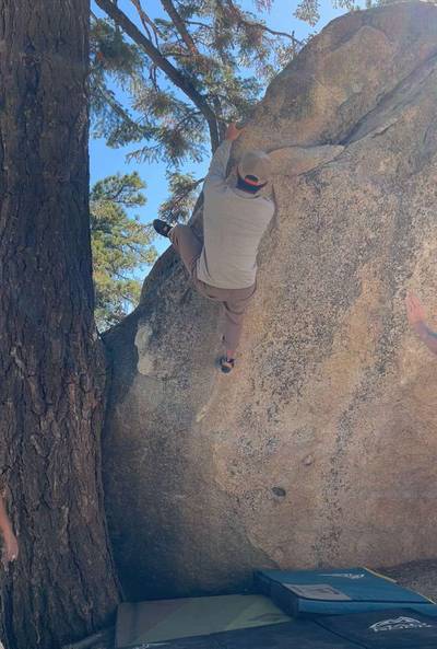 Reed's Arete v4, Black Mountain - Beta Video from keav