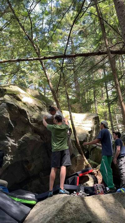 Tim's Sloper Problem v5, Squamish - Beta Video from cc.climbs.rocks