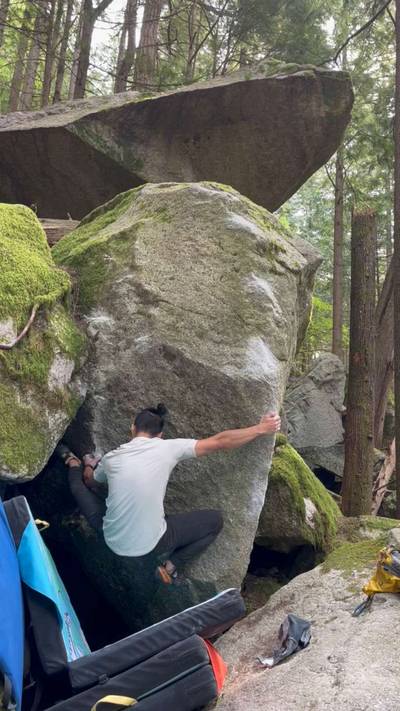 Trap Door v4, Squamish - Beta Video from cc.climbs.rocks