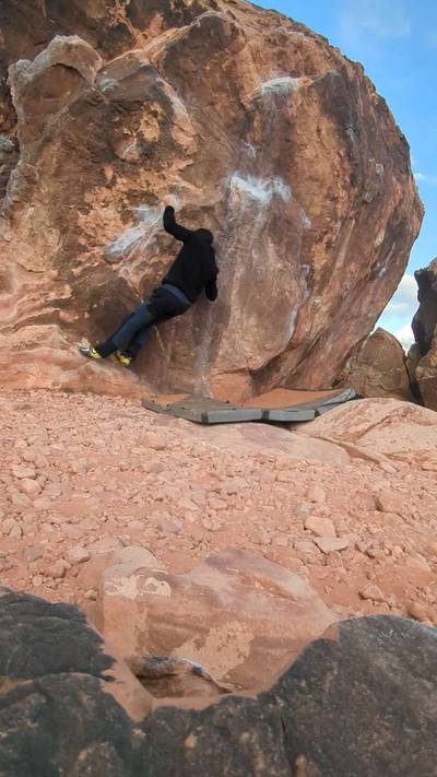 Fluffer v2, Red Rock - Beta Video from RaphaelOlivier
