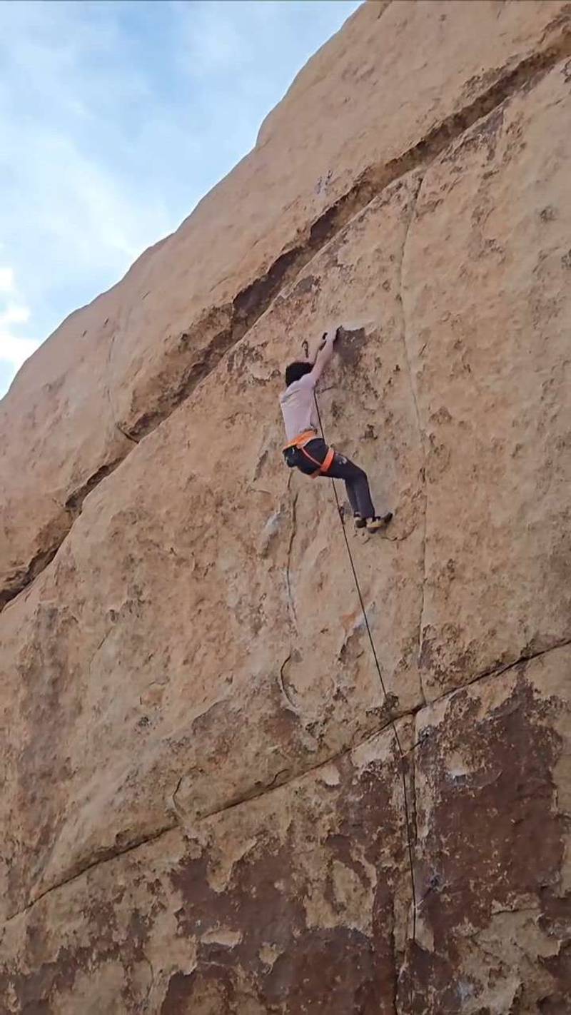 Desert Shield 5.13b, Joshua Tree - Beta Video from Sebberoni