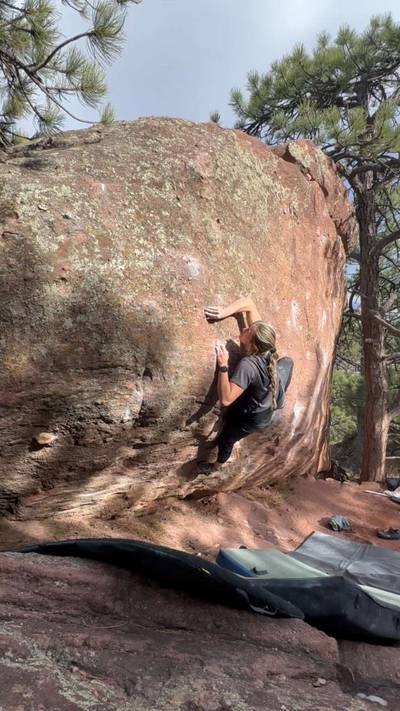 R-L Red Wall Traverse v7, Flagstaff Mountain, CO - Beta Video from sarah_agnew