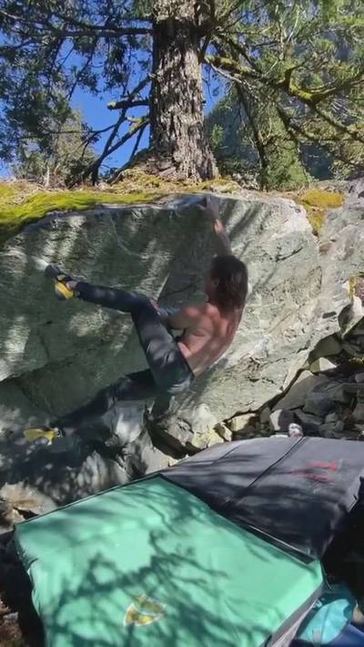 The Bone Garden v8, Squamish - Beta Video from KellyFranz