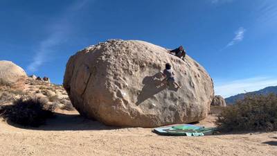 King Tut v3, Bishop - Beta Video from azlathi