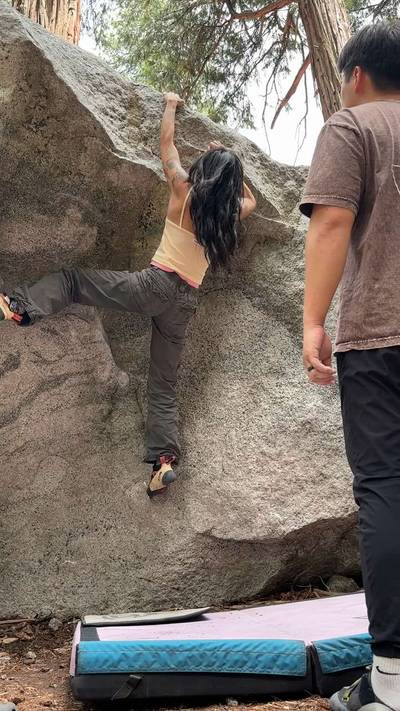 Cabin Crusher v3, Yosemite Valley - Beta Video from soft.climbs