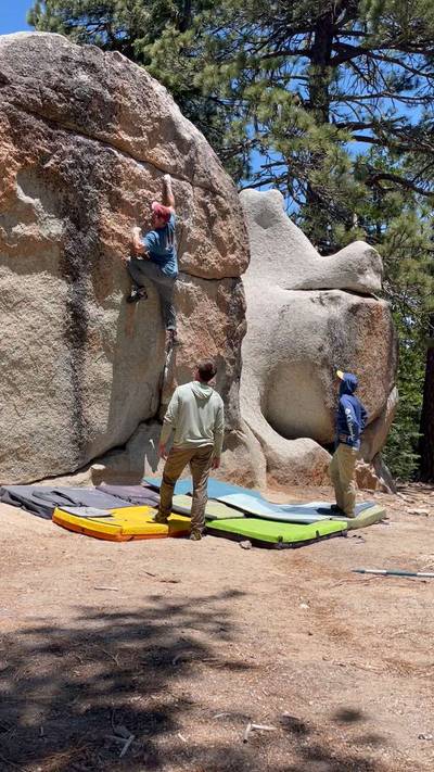 Pink Crack v3, Black Mountain - Beta Video from JPeregrina27