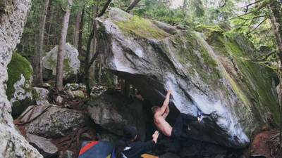 Worm World Cave v9, Squamish - Beta Video from Austin