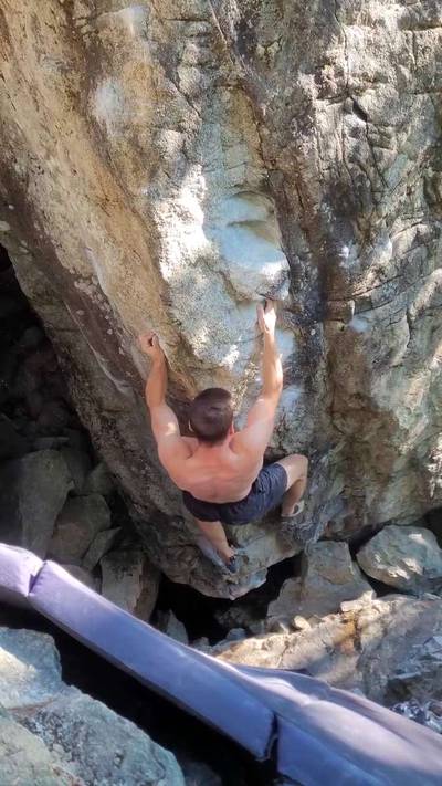 White Lion Low v10, Squamish - Beta Video from CarsonClimbs