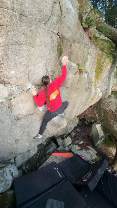 Fern Crack v3, Gold Bar - Beta Video from EmilyRothrock