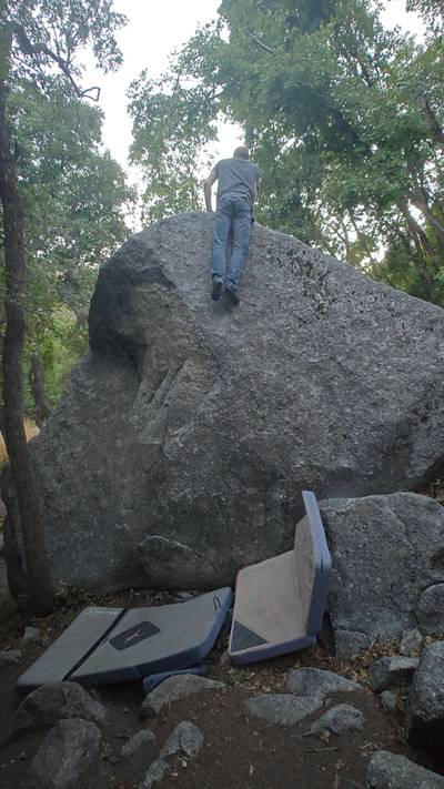 First Overhang v0, Little Cottonwood Canyon - Beta Video from Tunclee