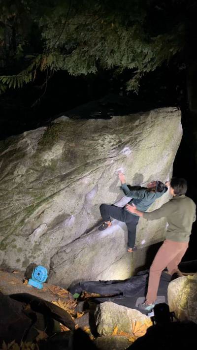 Zelda Rails Right v5, Index - Beta Video from cc.climbs.rocks