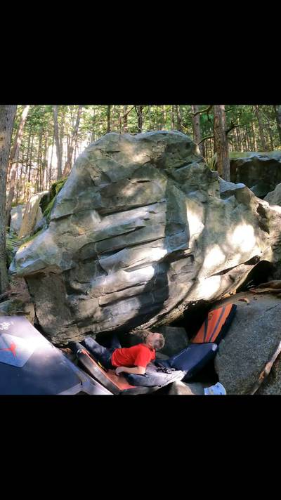 Squamish Days Traverse Low v4, Squamish - Beta Video from AllTheV4s