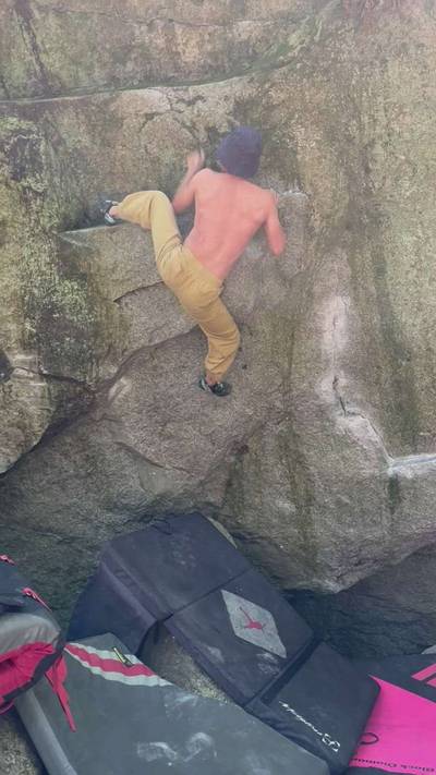 The Seam v9, Squamish - Beta Video from dan_fu_climbs