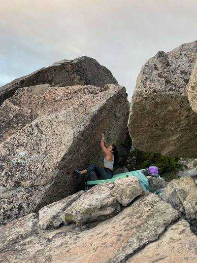 Excalibur v6, Lake Tahoe - Beta Video from bean.climbing