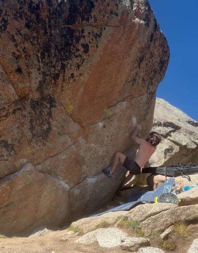 Chalk on Rock v8, Lincoln Lake - Beta Video from worldsbiggestkayafan