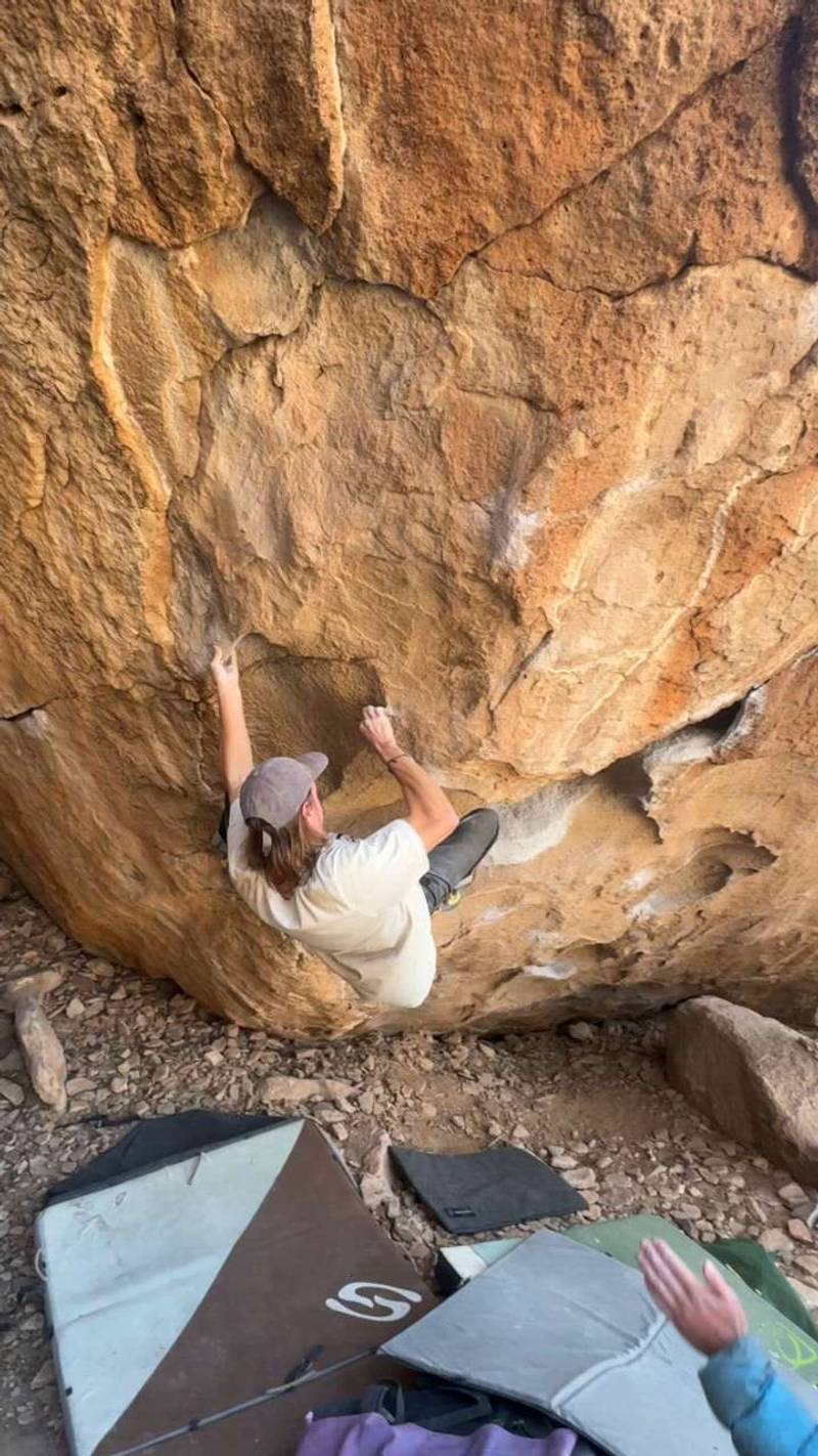 Electric Eel v10, Hueco Tanks - Beta Video from bfox