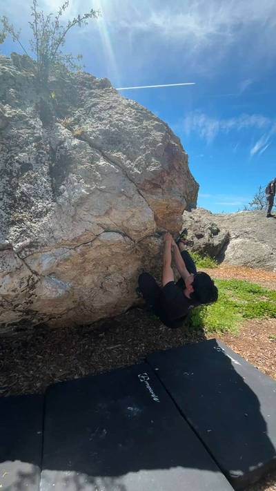 Ape Overhang v2, Berkeley - Beta Video from riosheep
