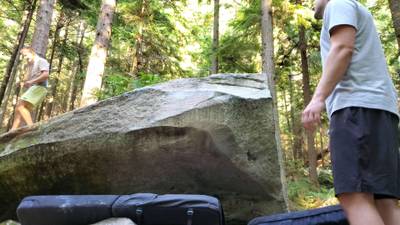 Shade Mantel v3, Squamish - Beta Video from CarsonClimbs