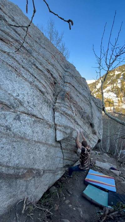 Lurp Sit v8, Little Cottonwood Canyon - Beta Video from travieggg