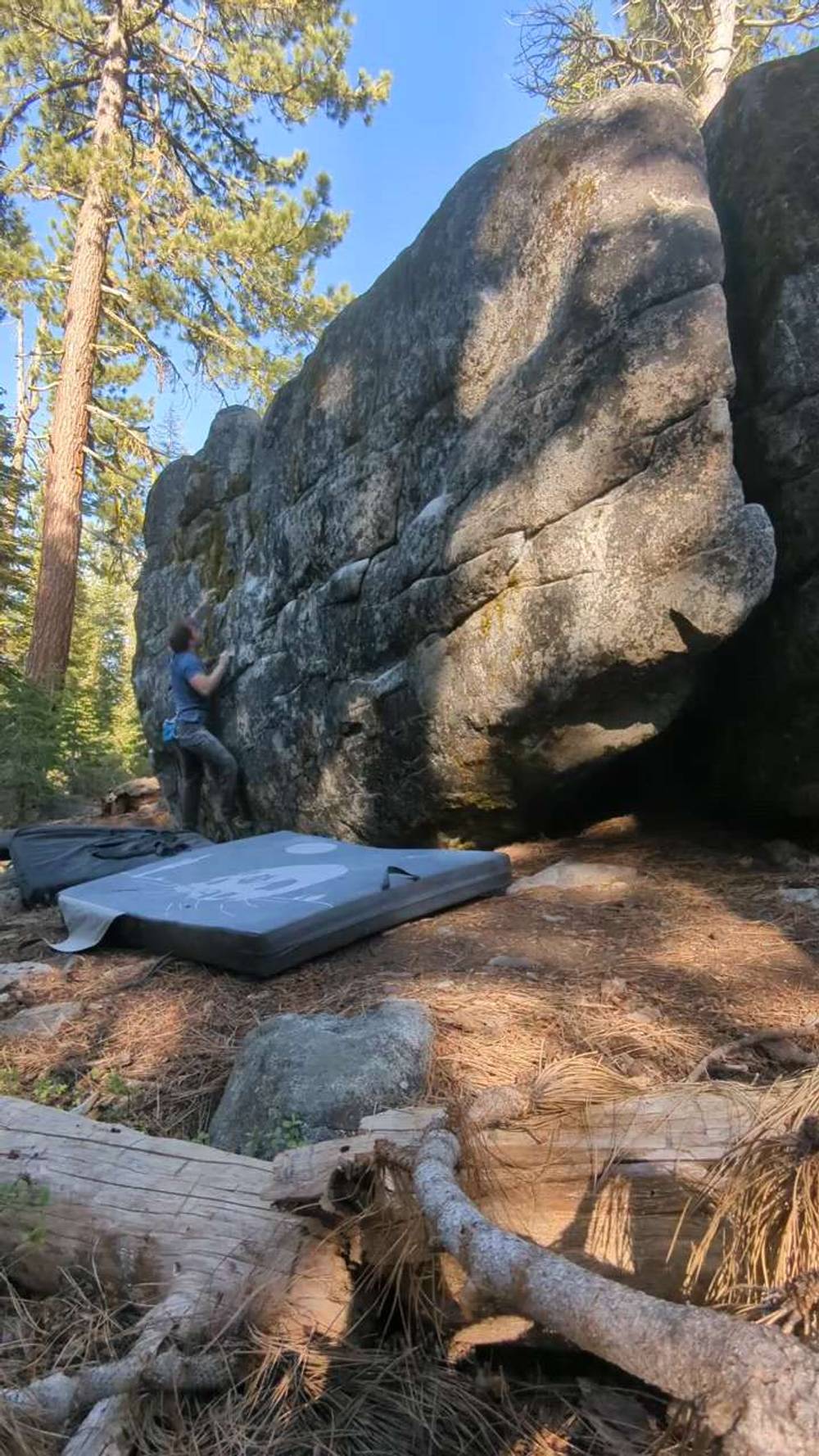 Trash Can Traverse v7, Lake Tahoe - Beta Video from G.R.