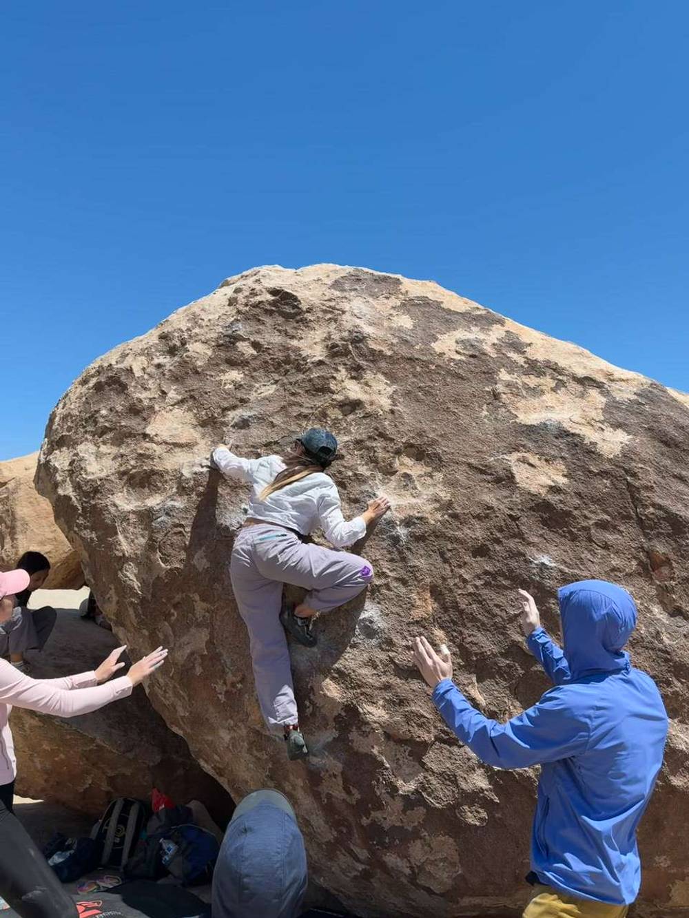 West Face Left v0, Joshua Tree - Beta Video from karen_fff