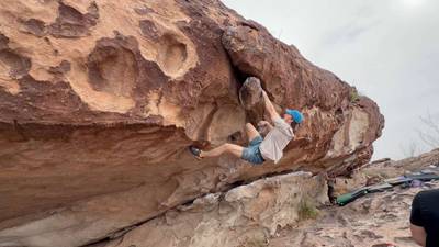The Guillotine v2, Hueco Tanks - Beta Video from AndrewSpiars