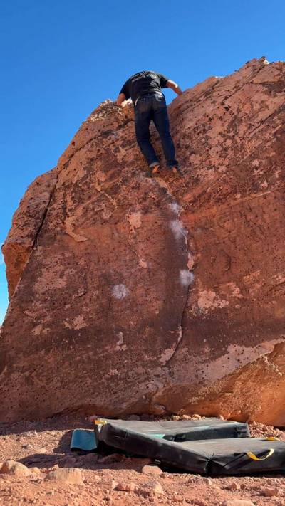 Heart and Sole Left v2, Red Rock - Beta Video from austinclimbsweird