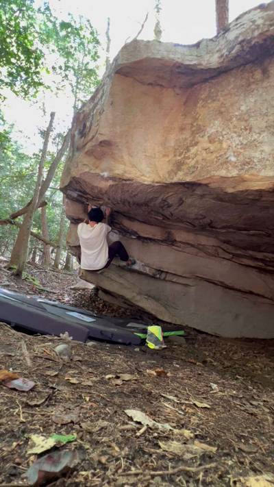 There's No I in Illiterate v7, New River Gorge - Beta Video from lilhomieinthecut