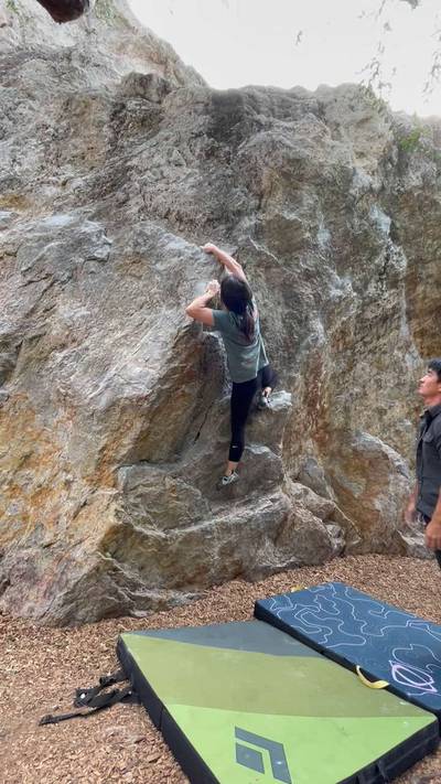 Pegboard Arete v1, Berkeley - Beta Video from lisalisa