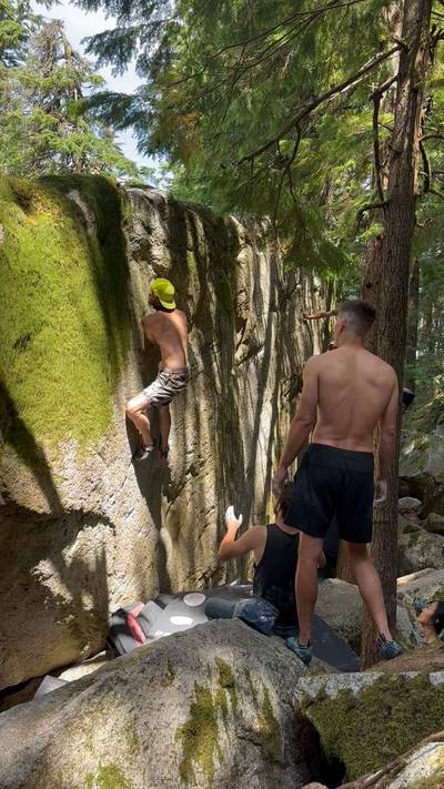 Worm World v6, Squamish - Beta Video from Schock.onthe.rocks
