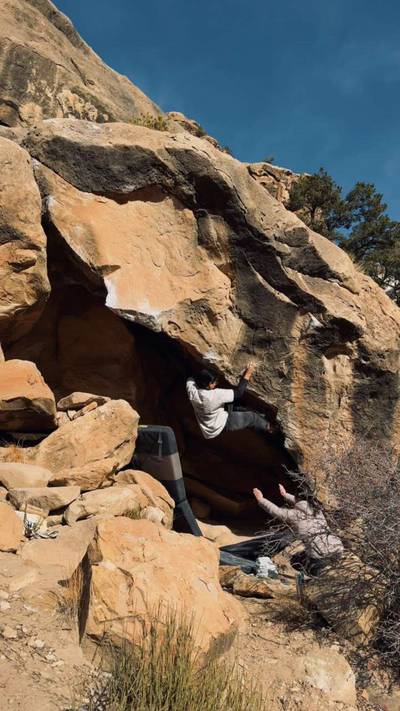 Gurkha Knife v9, Joe's Valley - Beta Video from coltoncantclimb