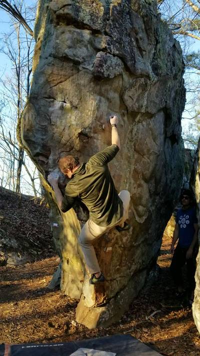 Buzzard v3, Hospital Boulders - Beta Video from Tstreett87