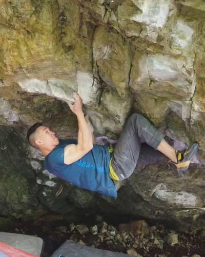 Golden Pinch Low v10, Squamish - Beta Video from drjeffclimbs