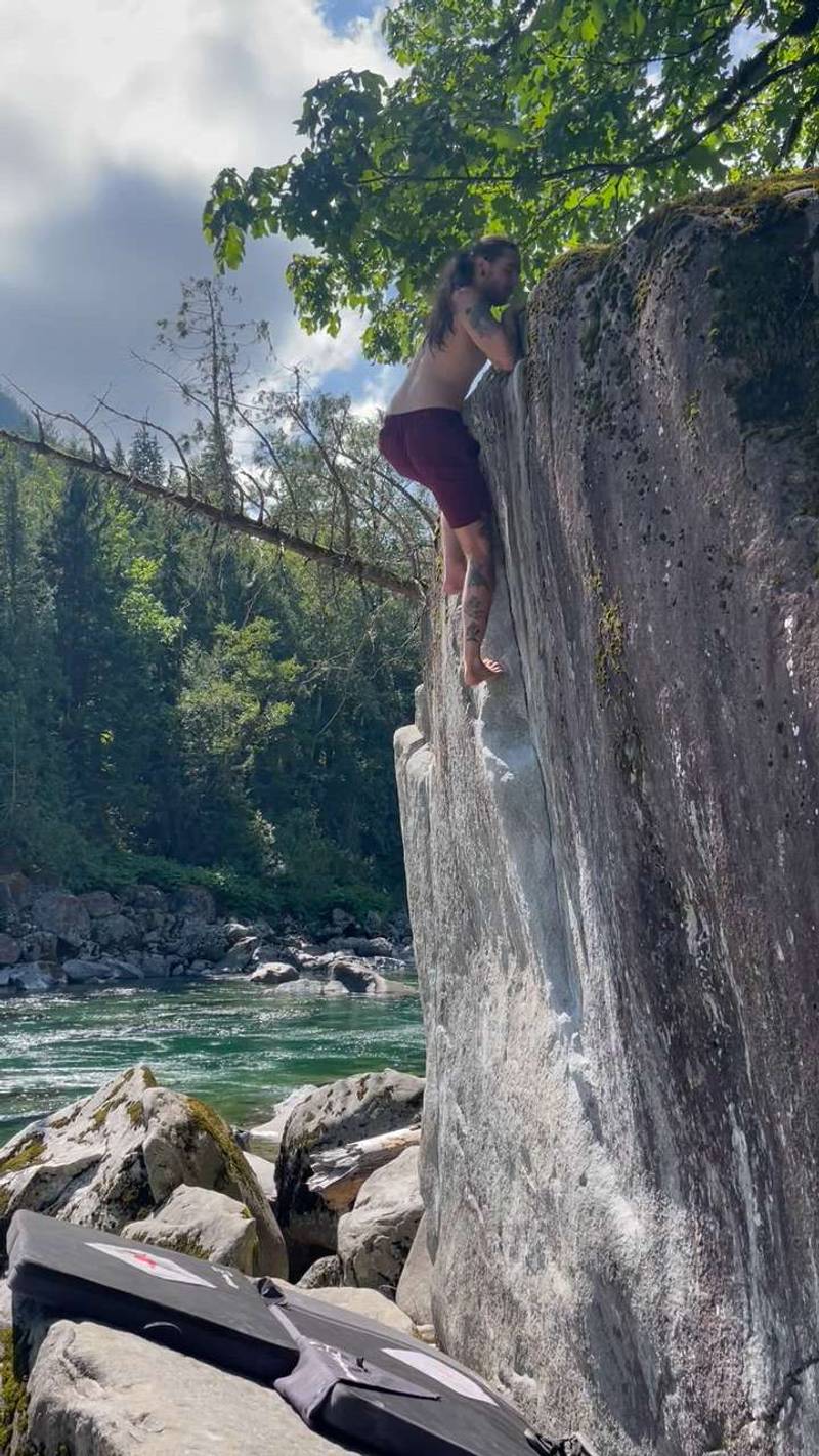 Hittin' The Rail (Stand) v3, Index - Beta Video from thrashw4ng